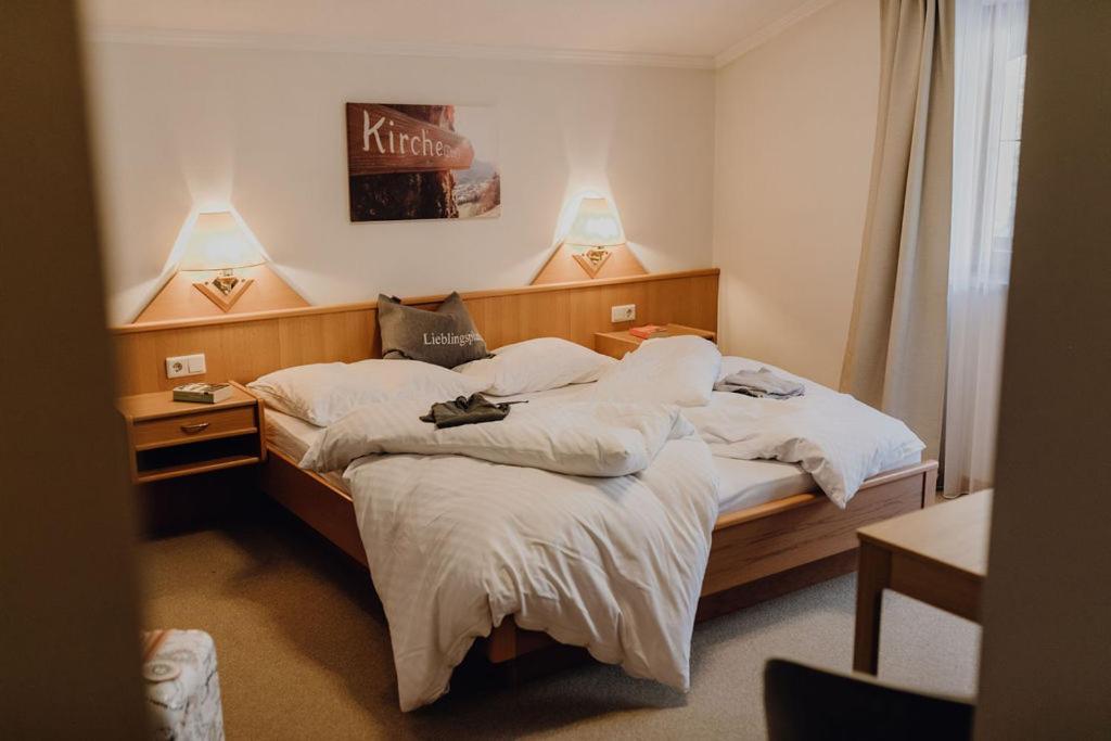 Dorfcafe Unken Hotelpension Swirtshaus Im Dorf Dış mekan fotoğraf