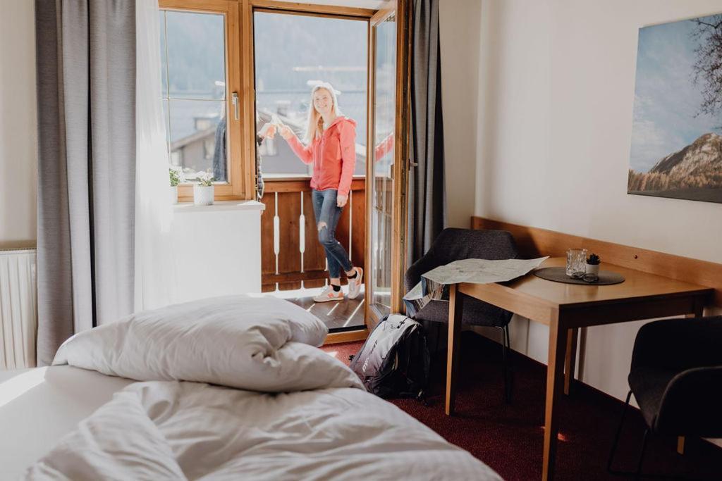 Dorfcafe Unken Hotelpension Swirtshaus Im Dorf Dış mekan fotoğraf